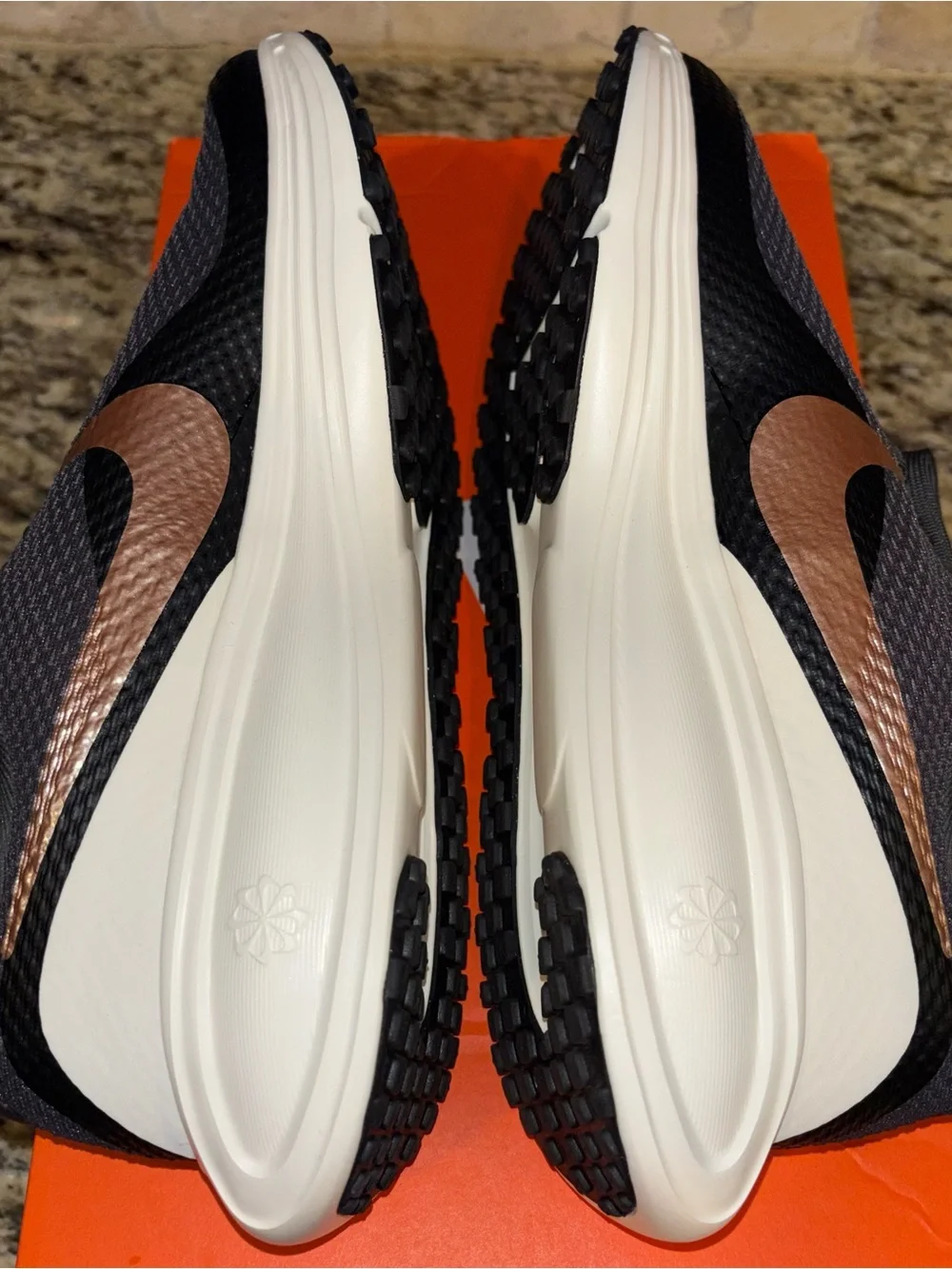 New Nike Women’s Shoes size 7.5